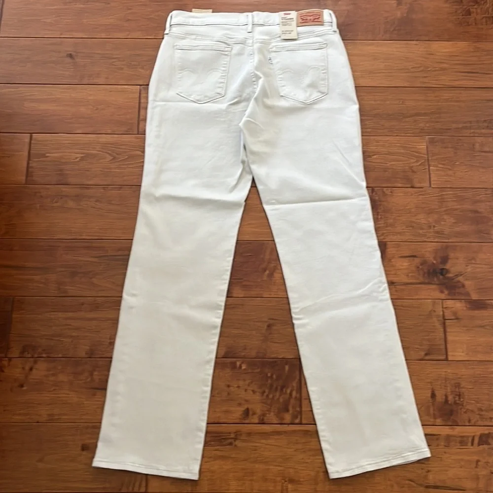NWT Men Levi’s 505 Straight mid rise W30 L 32 khaki jeans